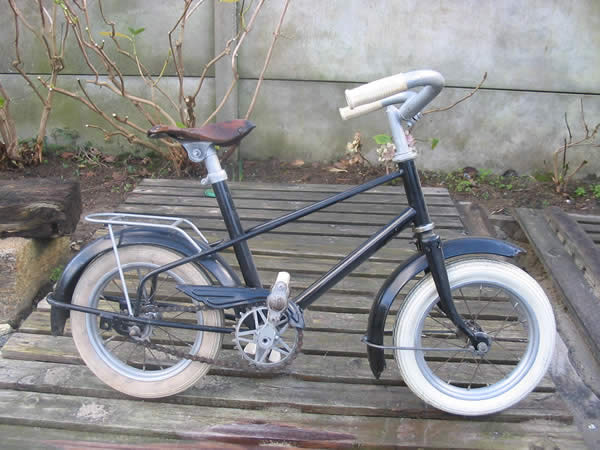 vélo enfant des années 50 - 2 sur 2