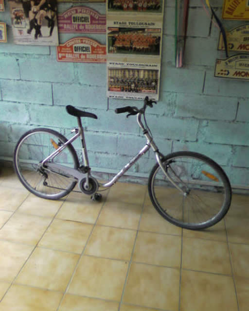  DARKRIDE by Guiyom Custom Bike - 7 sur 8