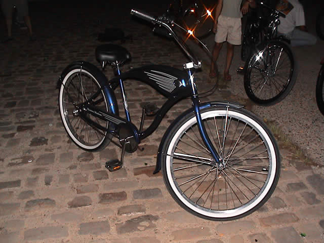 Night cruiser - Paris - 24 juin 2005 - 52 sur 60