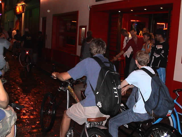 Night cruiser - Paris - 24 juin 2005 - 31 sur 60
