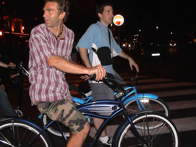 Night cruiser - Paris - 24 juin 2005 - 16 sur 60
