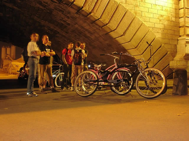 Night cruiser - Paris - 2 septembre 2005 - 60 sur 79