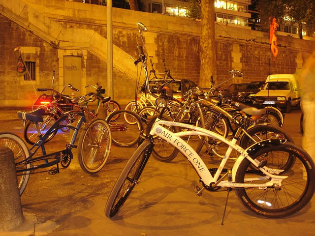 Night cruiser - Paris - 2 septembre 2005 - 56 sur 79
