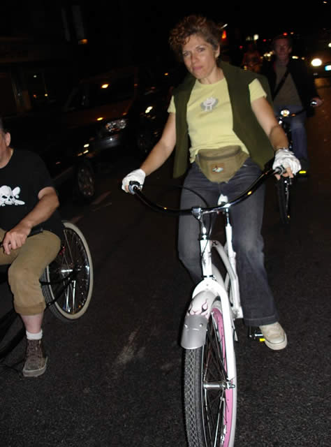 Night cruiser - Paris - 2 septembre 2005 - 44 sur 79
