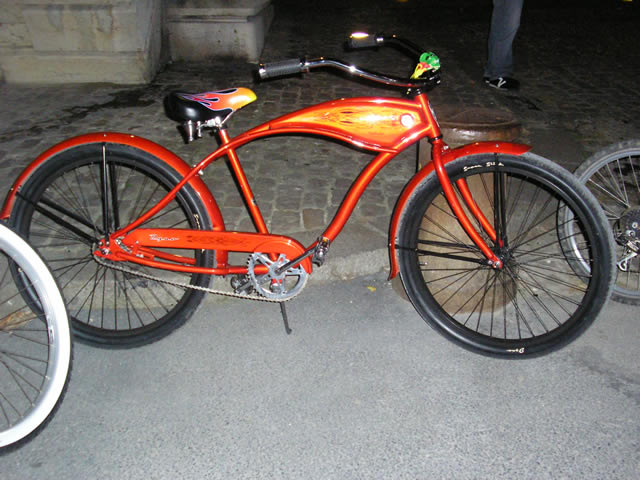 Night cruiser - Paris - 2 septembre 2005 - 16 sur 79
