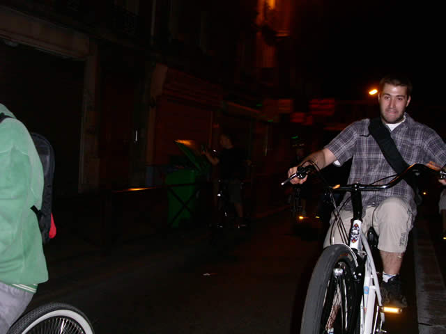 Night cruiser - Paris - 2 septembre 2005 - 22 sur 79