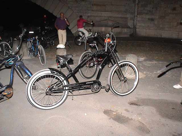 Night cruiser - Paris - 2 septembre 2005 - 6 sur 79