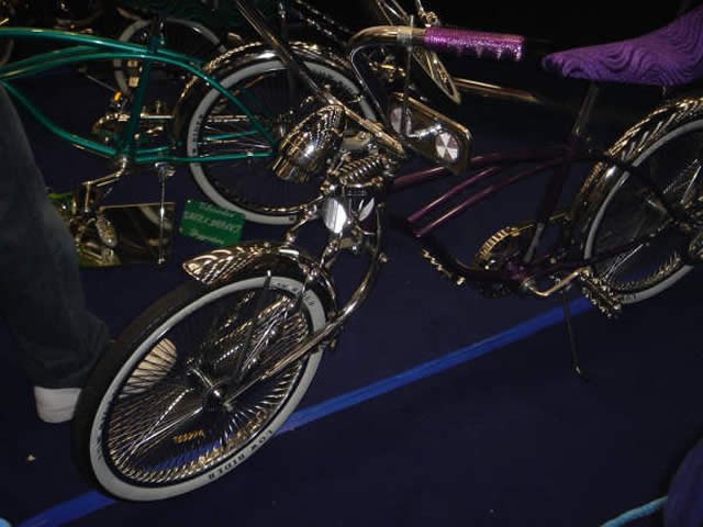 Malines - Concours international de lowrider bikes 2005 organisé par Doggriderz - 42 sur 56