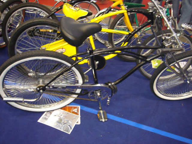 Malines - Concours international de lowrider bikes 2005 organisé par Doggriderz - 40 sur 56