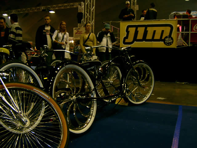 Malines - Concours international de lowrider bikes 2005 organisé par Doggriderz - 16 sur 56
