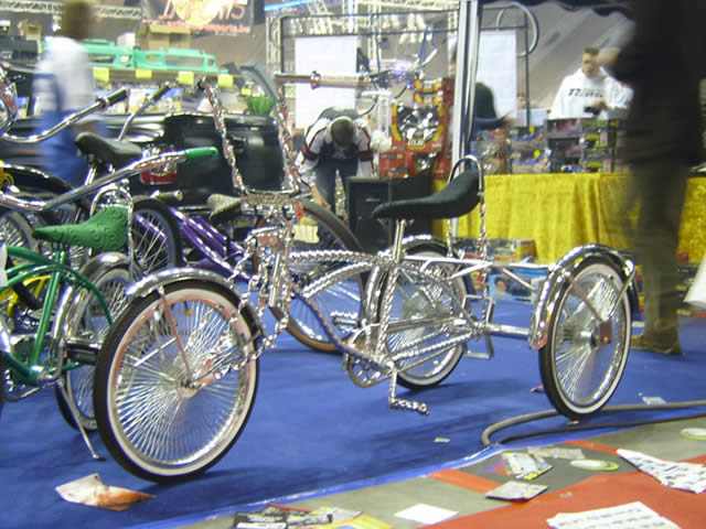 Malines - Concours international de lowrider bikes 2005 organisé par Doggriderz - 13 sur 56