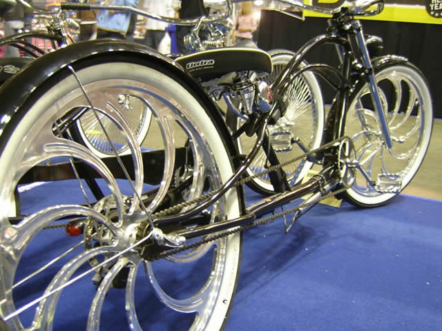 Malines - Concours international de lowrider bikes 2005 organisé par Doggriderz - 9 sur 56