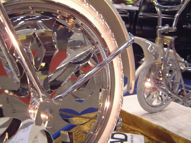 Malines - Concours international de lowrider bikes 2005 organisé par Doggriderz - 4 sur 56