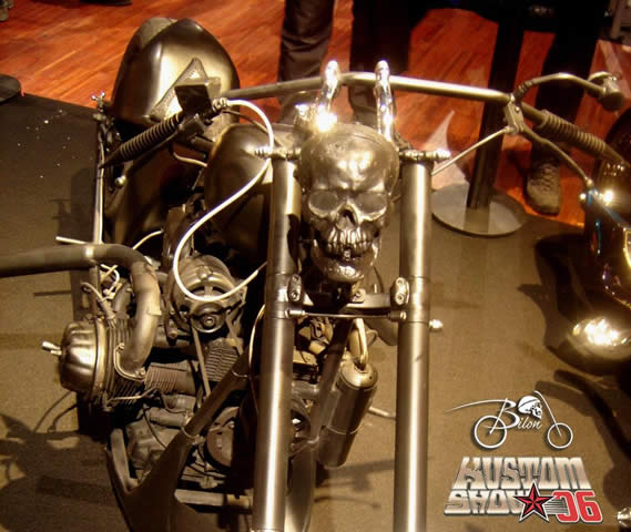 Kustom Show - Paris- 23 avril 2006 - 16 sur 171