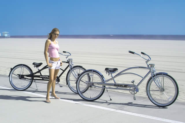 Girls and Bikes V02 - 15 sur 15
