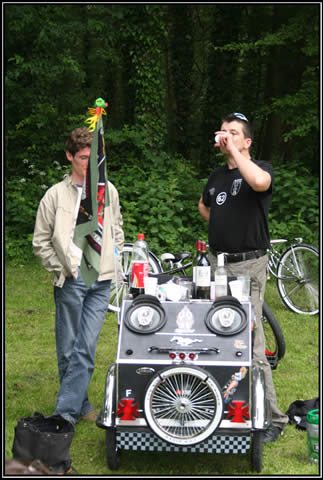 PIC-NIC Cruise II - Paris - 4 juin 2006 - 21 sur 73