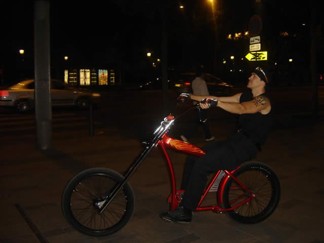 plusieurs rides improvisés - Paris - été 2006 - 37 sur 56