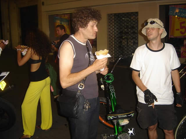 plusieurs rides improvisés - Paris - été 2006 - 19 sur 56