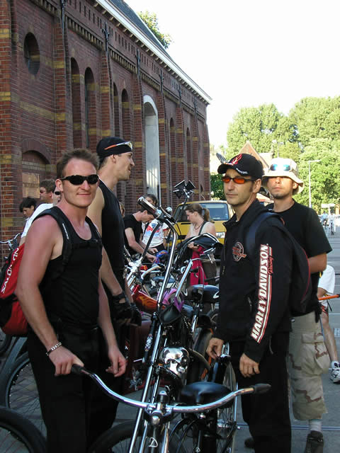 Autres photos - FBI The Choppernation - 29 juillet 2006 - 73 sur 196