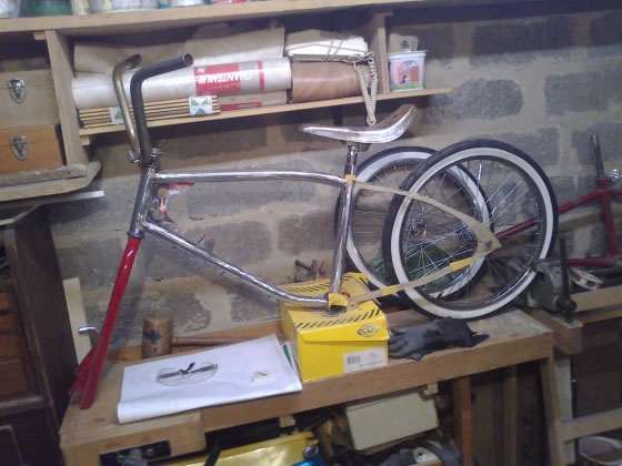 En ce moment nous travaillons sur un Motobecane MX 31.