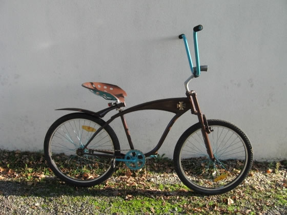 Voici mon premier vélo,recuperé rouillé dans un vide grenier
